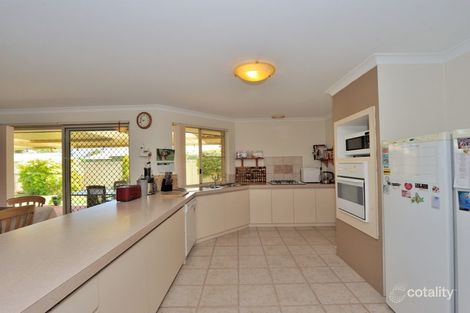 Property photo of 18 Summons Way Warnbro WA 6169