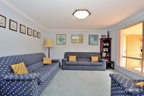 Property photo of 18 Summons Way Warnbro WA 6169