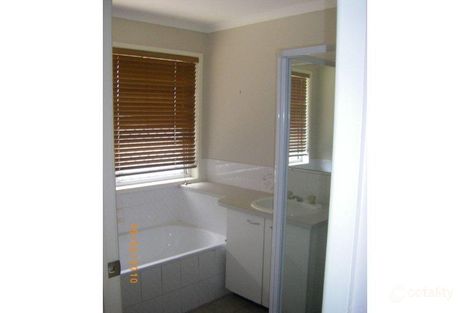 Property photo of 50 Nicklin Way Parrearra QLD 4575
