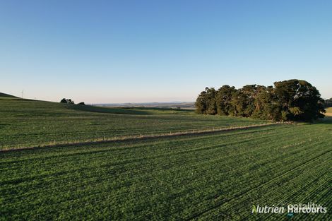 7 Troys Rd, Waubra, VIC 3352