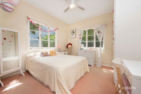 Property photo of 20 Tiny Street Greenslopes QLD 4120