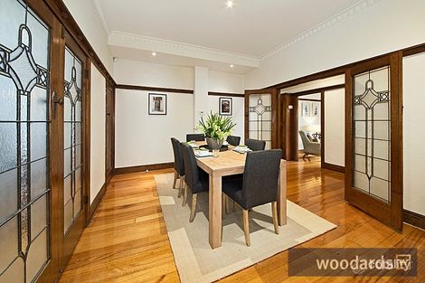 Property photo of 2/31-33 Kokaribb Road Carnegie VIC 3163
