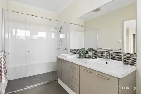 Property photo of 20B Bellew Way Noranda WA 6062