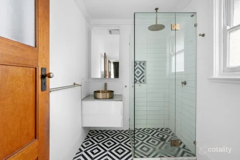 Property photo of 14 Boolimba Crescent Narrabundah ACT 2604