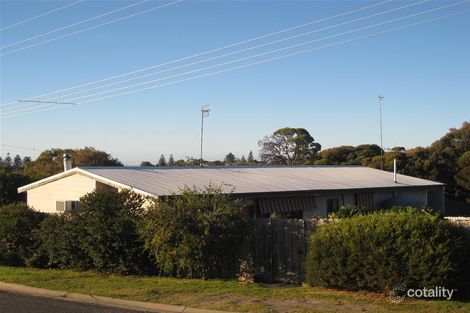 Property photo of 15 Ocean Road Hayborough SA 5211