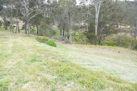 Property photo of 30 Hamblin Court Mount Rascal QLD 4350