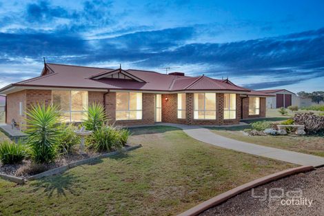2 Riverview Dr, Hopetoun Park, VIC 3340