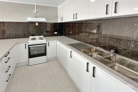 Property photo of 2/10 Second Avenue Atherton QLD 4883