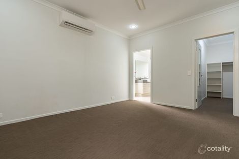 Property photo of 21 Parkway Crescent Kirkwood QLD 4680