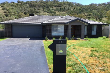 25 Scarborough Cl, North Tamworth, NSW 2340