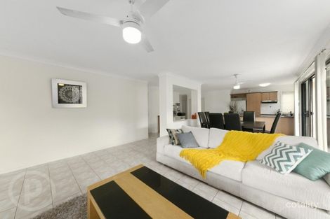 Property photo of 17 Homebush Crescent Sinnamon Park QLD 4073