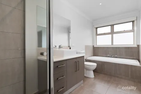 Property photo of 1/113 Alfrieda Street St Albans VIC 3021
