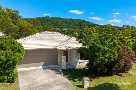 24 Dumaresq St, Pacific Pines, QLD 4211