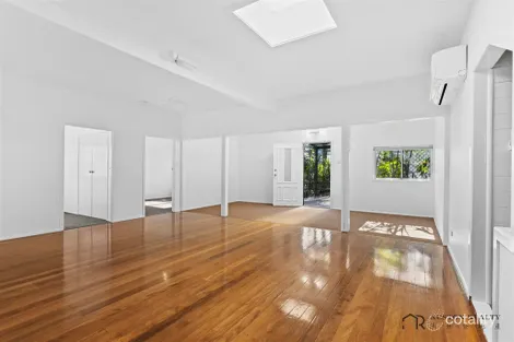 Property photo of 4 Raymond Avenue Bundall QLD 4217