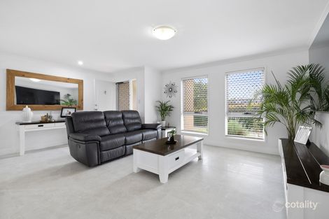 Property photo of 18 Whitsunday Place Redland Bay QLD 4165