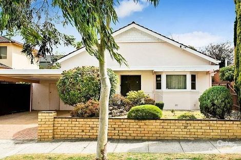 4 Tantram Ave, St Kilda East, VIC 3183