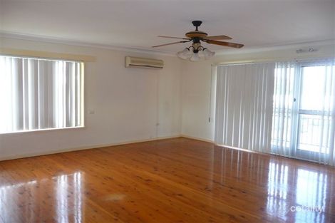 Property photo of 121 Macquarie Grove Caves Beach NSW 2281