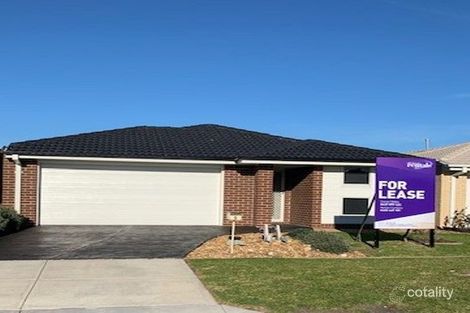 5 Fairywren St, Pakenham, VIC 3810