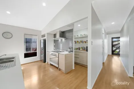 Property photo of 36 Sandover Circuit Holmview QLD 4207