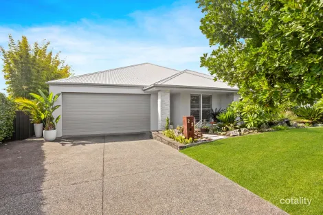 Property photo of 22 Stan Crescent Bonnells Bay NSW 2264
