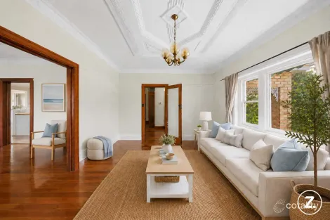 Property photo of 8 Centre Road Brighton East VIC 3187