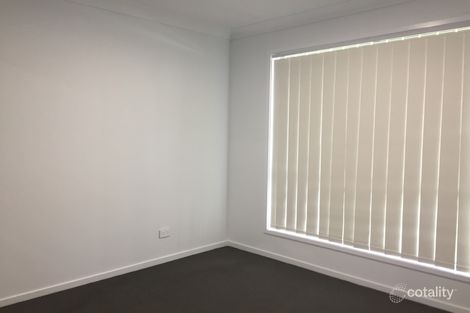 Property photo of 9 Plover Circuit Aberglasslyn NSW 2320