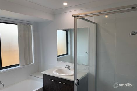 Property photo of 9 Plover Circuit Aberglasslyn NSW 2320