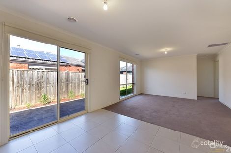 Property photo of 51 Banfield Place Lyndhurst VIC 3975