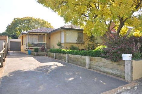 5 LILLEYS RD, WARRAGUL, VIC 3820