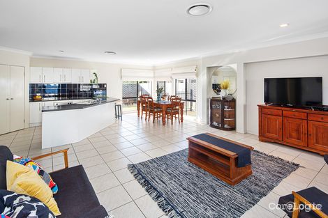 Property photo of 12 Oltrarno Place Bridgeman Downs QLD 4035