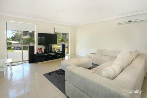 Property photo of 1/4 Harvil Road Molendinar QLD 4214