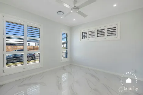 Property photo of 75 Horizon Loop Oran Park NSW 2570