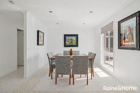 Property photo of 6 Glen Osmond Crescent Bossley Park NSW 2176