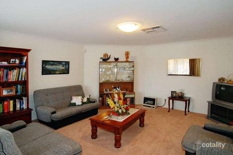 Property photo of 33 The Promenade Wattle Grove WA 6107