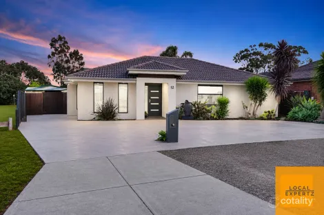 12 Mirboo Ct, Brookfield, VIC 3338