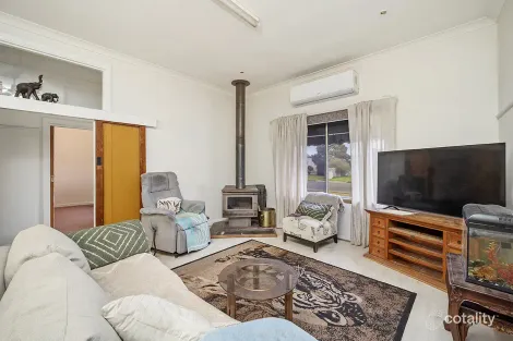 Property photo of 2 Read Street Coleraine VIC 3315