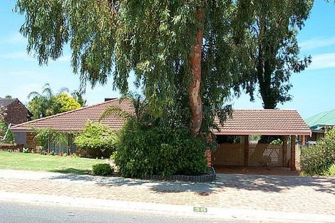38 The Crest, Woodvale, WA 6026