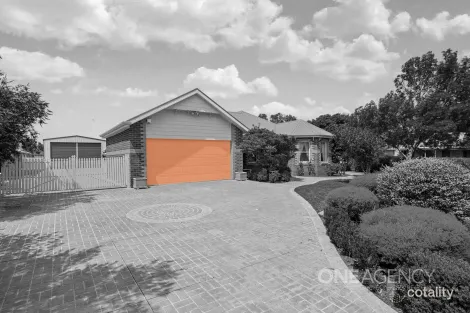 6 The Skyline, Sunbury, VIC 3429