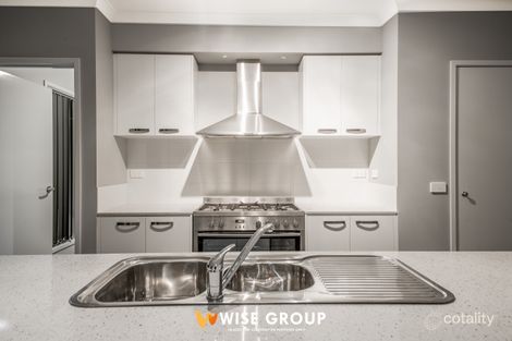 Property photo of 11 Monica Way Beaconsfield VIC 3807