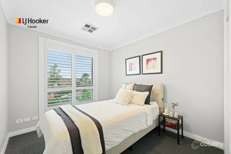 Property photo of 17 Harpur Place Casula NSW 2170