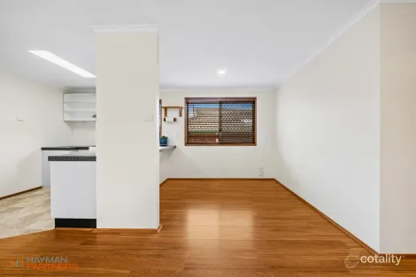 Property photo of 1 West Place Banks ACT 2906