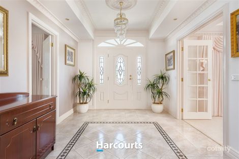 Property photo of 6 Dalpura Court Berwick VIC 3806