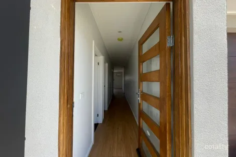 Property photo of 11 Oleander Circuit Beveridge VIC 3753