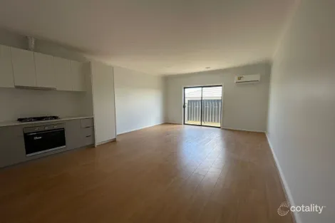 Property photo of 11 Oleander Circuit Beveridge VIC 3753