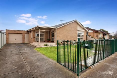 15 Angelique Gr, Albanvale, VIC 3021