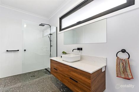 22 Cilmery Cres, Woodford, VIC 3281