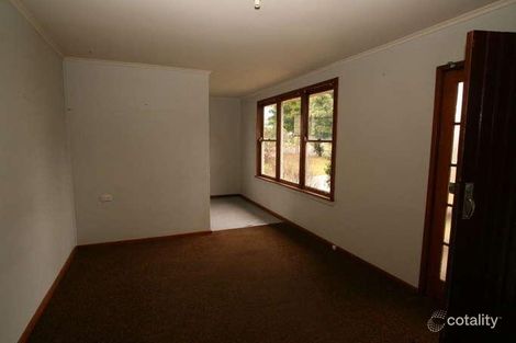Property photo of 8 Shirley Street Bomaderry NSW 2541