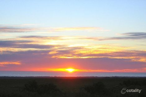 Property photo of 387 Ocean Farm Drive Nilgen WA 6044