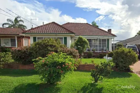 15 Renown Ave, Miranda, NSW 2228