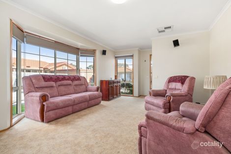 Property photo of 32 Cane Mews Seaford VIC 3198